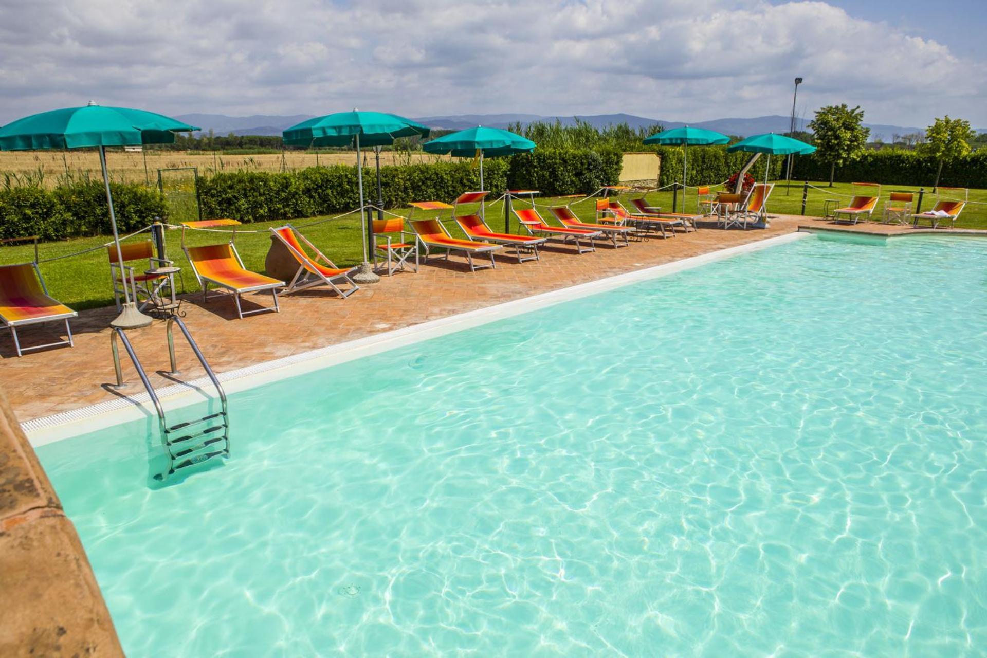 Villa Del Lago - Homelike Villas Кастильоне дел Лаго Екстериор снимка