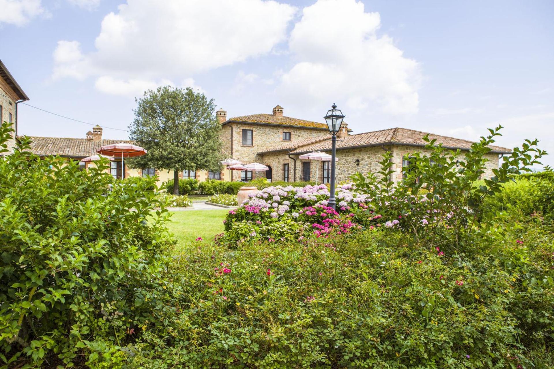 Villa Del Lago - Homelike Villas Кастильоне дел Лаго Екстериор снимка